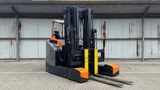 Gabelstapler gebraucht GENKINGER EFSM 100/59-So ELEKTRO SCHUBMASTSTAPLER (12989319) backdrop