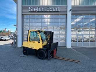 Gabelstapler gebraucht HYSTER 4.42m / nur 2.148h DIESEL VIERRADFRONTSTAPLER (13040312) backdrop
