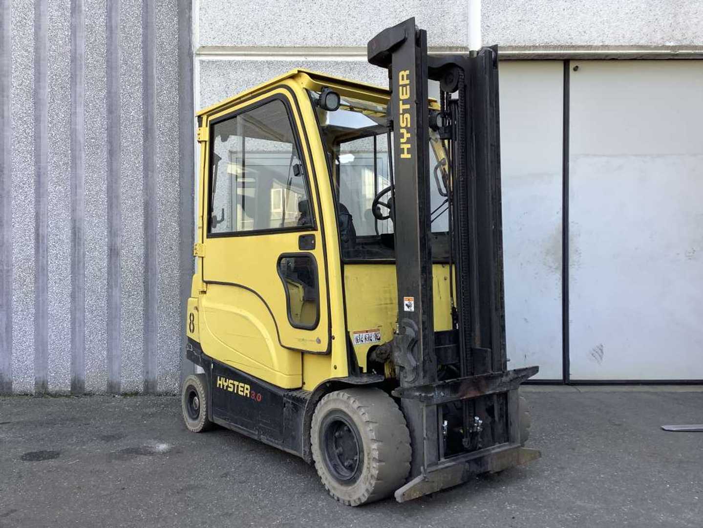 Gabelstapler gebraucht HYSTER J3.0XN ELEKTRO VIERRADFRONTSTAPLER (12847002)