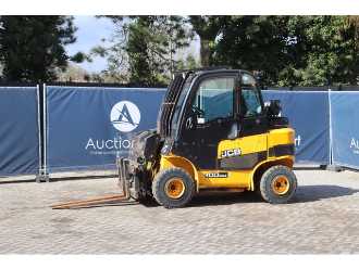 Gabelstapler gebraucht JCB 30D 4x4 DIESEL TELESKOPARMSTAPLER (13043936) backdrop