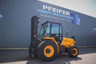 Gabelstapler gebraucht JCB 930-4 T4 DIESEL GELAENDESTAPLER (12925238) backdrop