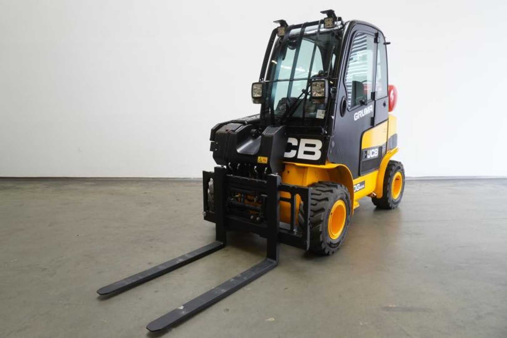Gabelstapler gebraucht JCB TLT30G 4x4 GAS TELESKOPARMSTAPLER (13068876)