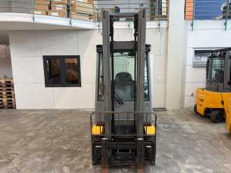 Gabelstapler gebraucht JUNGHEINRICH DFG 320 S / Halbkabine / 878 Std. DIESEL VIERRADFRONTSTAPLER (13065367)