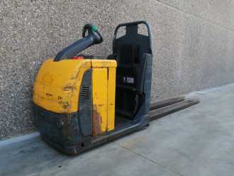 Gabelstapler gebraucht JUNGHEINRICH ECE225XL ELEKTRO NIEDERHUBKOMMISSIONIERER (13020208) backdrop