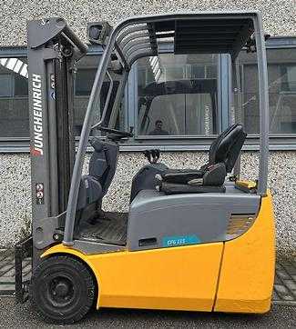 Gabelstapler gebraucht JUNGHEINRICH EFG 115 ELEKTRO DREIRADFRONTSTAPLER (13030385)