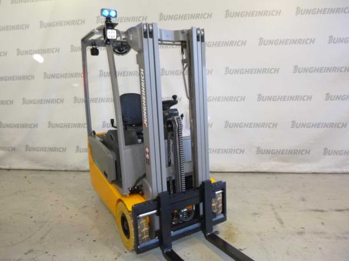 Gabelstapler gebraucht JUNGHEINRICH EFG 115 SP GE 120-435 DZ ELEKTRO DREIRADFRONTSTAPLER (13064127)