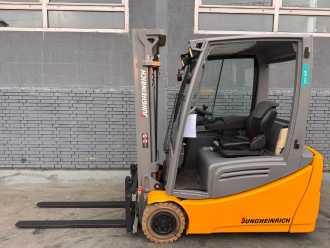 Gabelstapler gebraucht JUNGHEINRICH EFG 216 Baujahr 2019 / Stunden 8591 HH 4,64M ELEKTRO DREIRADFRONTSTAPLER (13001990)