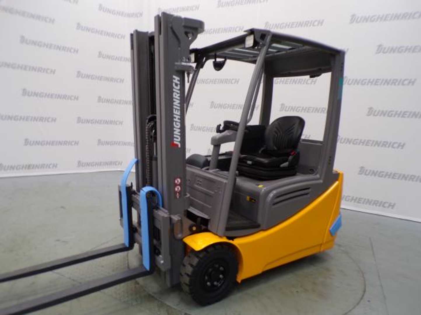 Gabelstapler gebraucht JUNGHEINRICH EFG 216 Li SP GE 115-425 DZ ELEKTRO VIERRADFRONTSTAPLER (13060875)