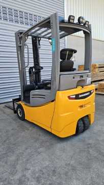Gabelstapler gebraucht JUNGHEINRICH EFG 216k ELEKTRO DREIRADFRONTSTAPLER (13020522)