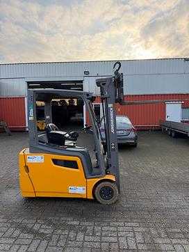 Gabelstapler gebraucht JUNGHEINRICH EFG 216k ELEKTRO DREIRADFRONTSTAPLER (13074103) backdrop
