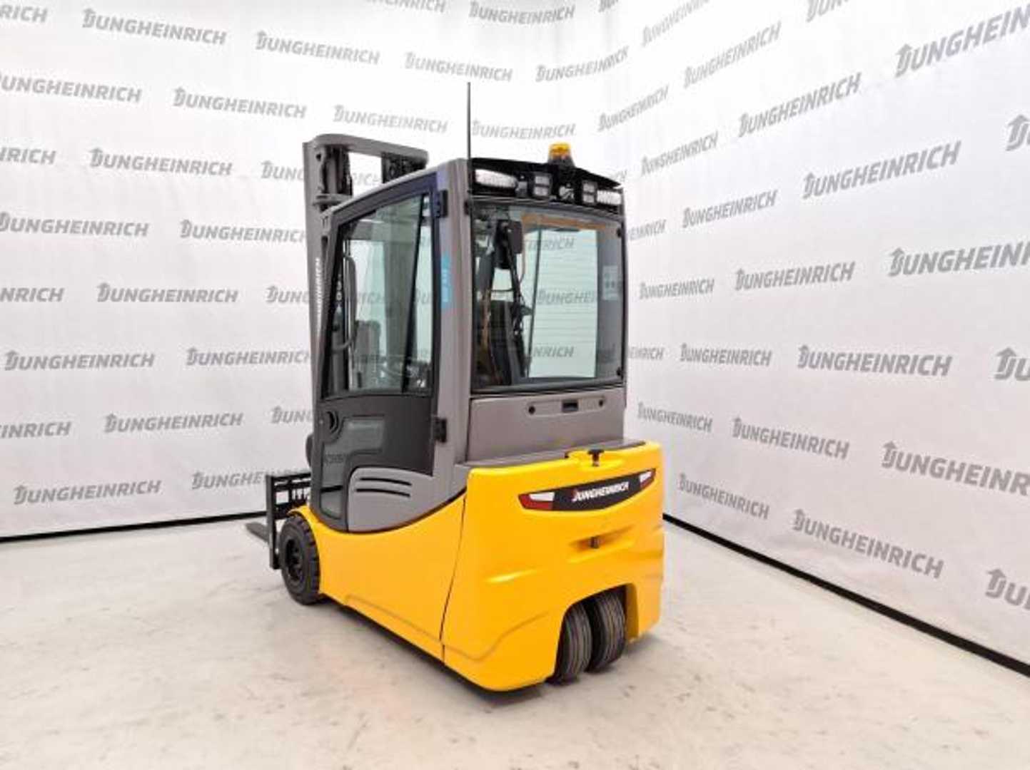 Gabelstapler gebraucht JUNGHEINRICH EFG 220 SP ZVG 120-550 DZ ELEKTRO VIERRADFRONTSTAPLER (13057828)