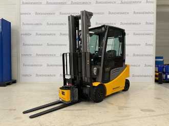 Gabelstapler gebraucht JUNGHEINRICH EFG 316 SP GE 120-500 DZ ELEKTRO VIERRADFRONTSTAPLER (13061482) backdrop