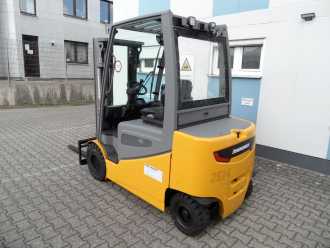 Gabelstapler gebraucht JUNGHEINRICH EFG 425 - Freisichtmast - 4. Funktion ELEKTRO VIERRADFRONTSTAPLER (13032854)