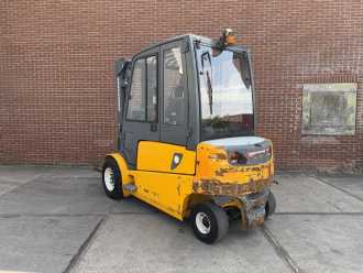 Gabelstapler gebraucht JUNGHEINRICH EFG 550 ELEKTRO VIERRADFRONTSTAPLER (13045759)