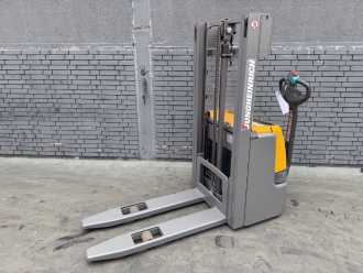 Gabelstapler gebraucht JUNGHEINRICH EJC 112 Baujahr 2016 HH 2,5M /1426 Std./ TOP ZUSTAND ELEKTRO HOCHHUBWAGENDEICHSEL (13074912) backdrop