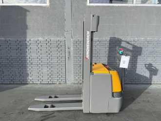 Gabelstapler gebraucht JUNGHEINRICH EJC 214 Baujahr 2015 HH 2900 / Akku 2021 / Freihub ELEKTRO HOCHHUBWAGENDEICHSEL (13075487)