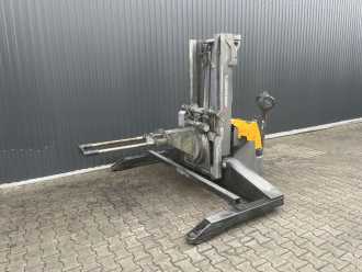 Gabelstapler gebraucht JUNGHEINRICH EJC B ELEKTRO HOCHHUBWAGENDEICHSEL (13073629) backdrop