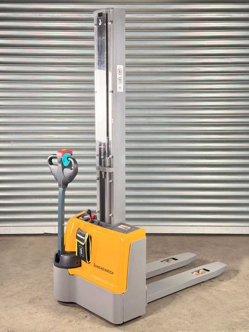 Gabelstapler gebraucht JUNGHEINRICH EJC M10 EJC M10 - 1,9m Hub - 1t - Nur 10 Std. - Neu ELEKTRO HOCHHUBWAGENDEICHSEL (12947233)