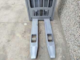 Gabelstapler gebraucht JUNGHEINRICH EJC112 ELEKTRO HOCHHUBWAGENDEICHSEL (13061359)