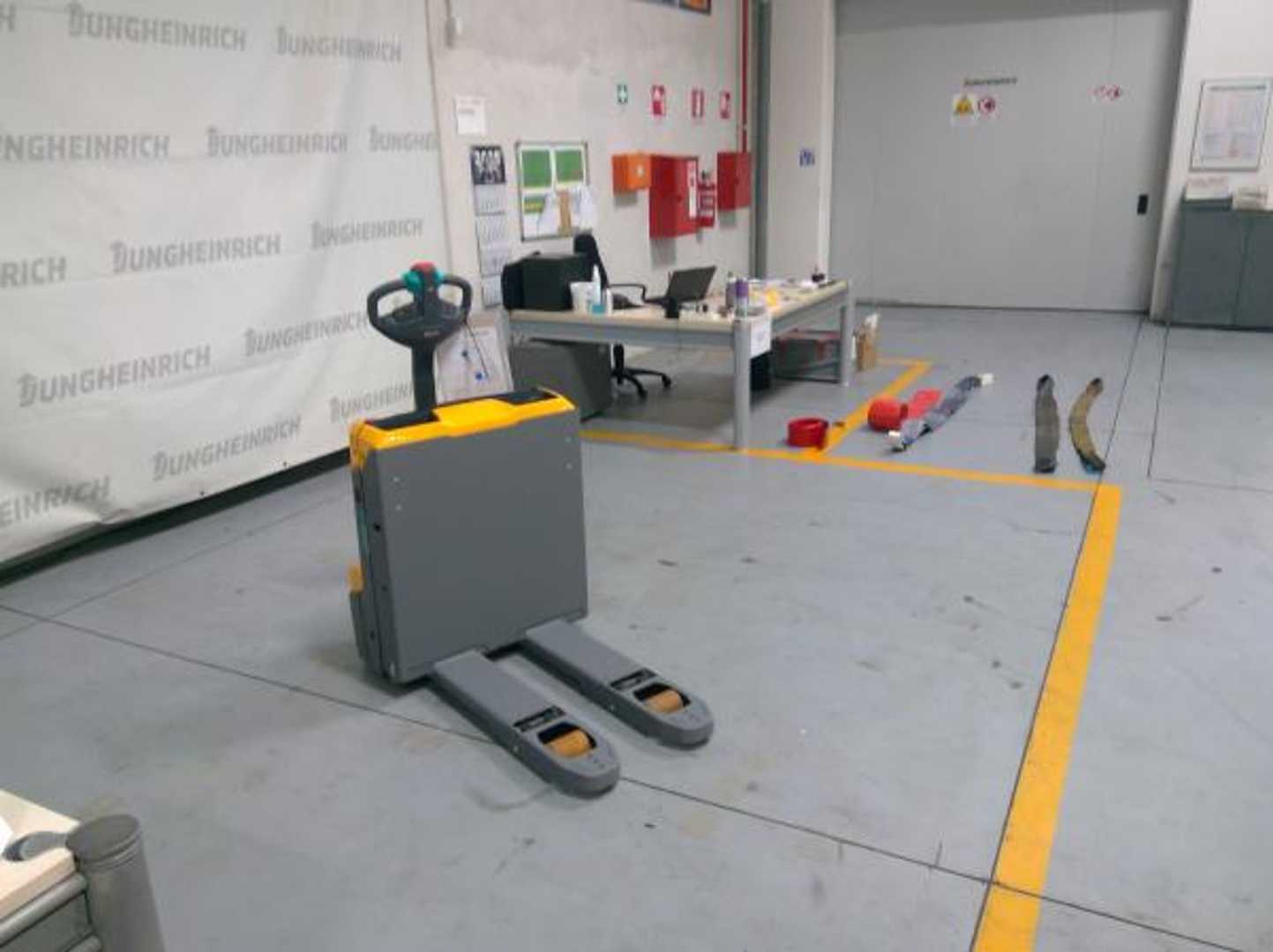 Gabelstapler gebraucht JUNGHEINRICH EJE 116i ELEKTRO NIEDERHUBWAGENDEICHSEL (13015182)