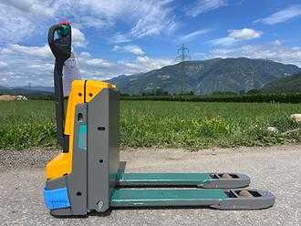 Gabelstapler gebraucht JUNGHEINRICH EJE 116i *NEU*NEW* ELEKTRO NIEDERHUBWAGENDEICHSEL (13067268)