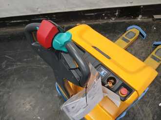 Gabelstapler gebraucht JUNGHEINRICH EJE 120 33 100 67 ELEKTRO NIEDERHUBWAGENDEICHSEL (13073184)