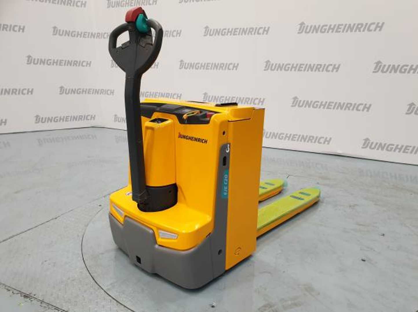 Gabelstapler gebraucht JUNGHEINRICH EJE C20 115-53 4-Star ELEKTRO NIEDERHUBWAGENDEICHSEL (13064036)