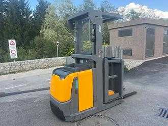 Gabelstapler gebraucht JUNGHEINRICH EKS 110 - 280ZZ ELEKTRO MITTELHUBKOMMISSIONIERER (13068412) backdrop
