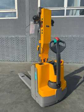 Gabelstapler gebraucht JUNGHEINRICH EMD 118 Baujahr 2020 Stunden 910 Akku 2026 ELEKTRO HOCHHUBWAGENDEICHSEL (13030617)