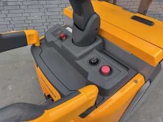Gabelstapler gebraucht JUNGHEINRICH ERC 214z Baujahr 2021/ HH 5,35M NEUWERTIG ELEKTRO HOCHHUBWAGENDEICHSEL (13074500)