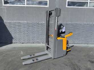 Gabelstapler gebraucht JUNGHEINRICH ERC 216 Baujahr 2020 HH 3,1M / Duplex/ ELEKTRO HOCHHUBWAGENDEICHSEL (13067553) backdrop