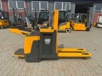 Gabelstapler gebraucht JUNGHEINRICH ERD 220 Baujahr 2015/HH 2100/Akku 2017 ELEKTRO HOCHHUBWAGENDEICHSEL (13011690)