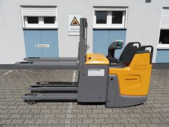 Gabelstapler gebraucht JUNGHEINRICH ERD 220 - Doppelstock - Initialhub - Plattform ELEKTRO HOCHHUBWAGENDEICHSEL (13061612)