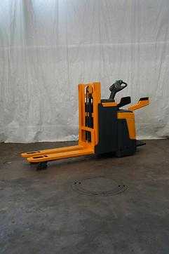 Gabelstapler gebraucht JUNGHEINRICH ERD 220 KLPF ELEKTRO HOCHHUBWAGENFAHRERSTAND (12935948)