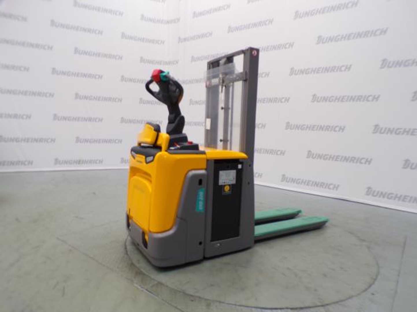 Gabelstapler gebraucht JUNGHEINRICH ERD 220 KP 119-256 ZT ELEKTRO HOCHHUBWAGENFAHRERSTAND (13057492)