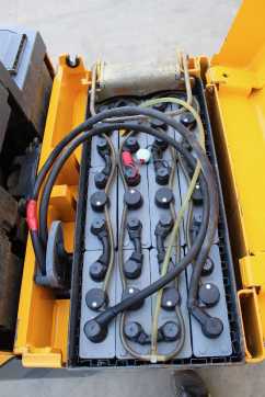 Gabelstapler gebraucht JUNGHEINRICH ERE 225 ELEKTRO NIEDERHUBWAGENSEMIELEKTRISCH (13036870)