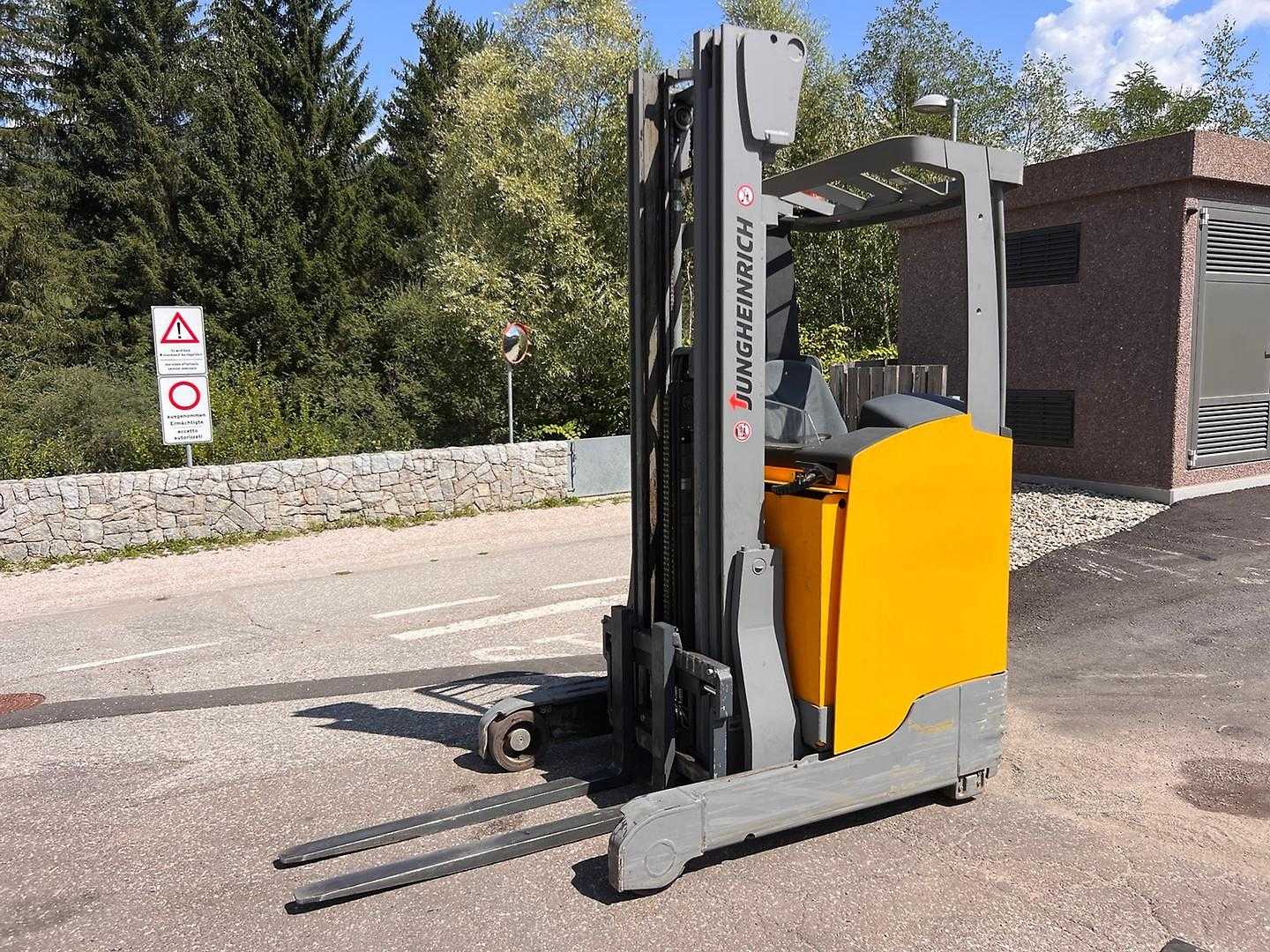 Gabelstapler gebraucht JUNGHEINRICH ETV 110 - 590DZ ELEKTRO SCHUBMASTSTAPLER (13062590)