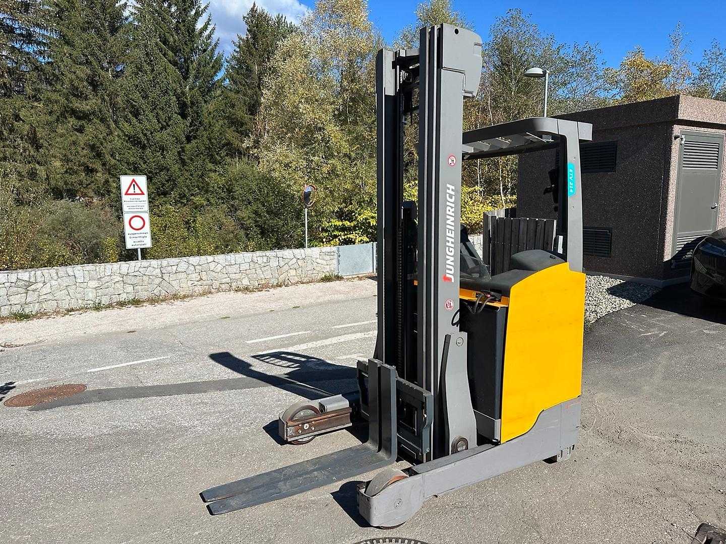 Gabelstapler gebraucht JUNGHEINRICH ETV 214 - 650DZ ELEKTRO SCHUBMASTSTAPLER (13073112)