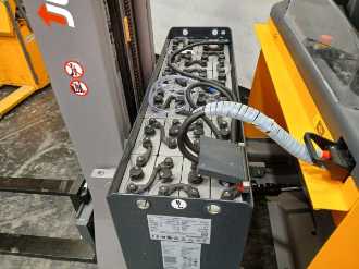 Gabelstapler gebraucht JUNGHEINRICH ETV 214 SP E GE 115 650 DZ ELEKTRO SCHUBMASTSTAPLER (13062575)