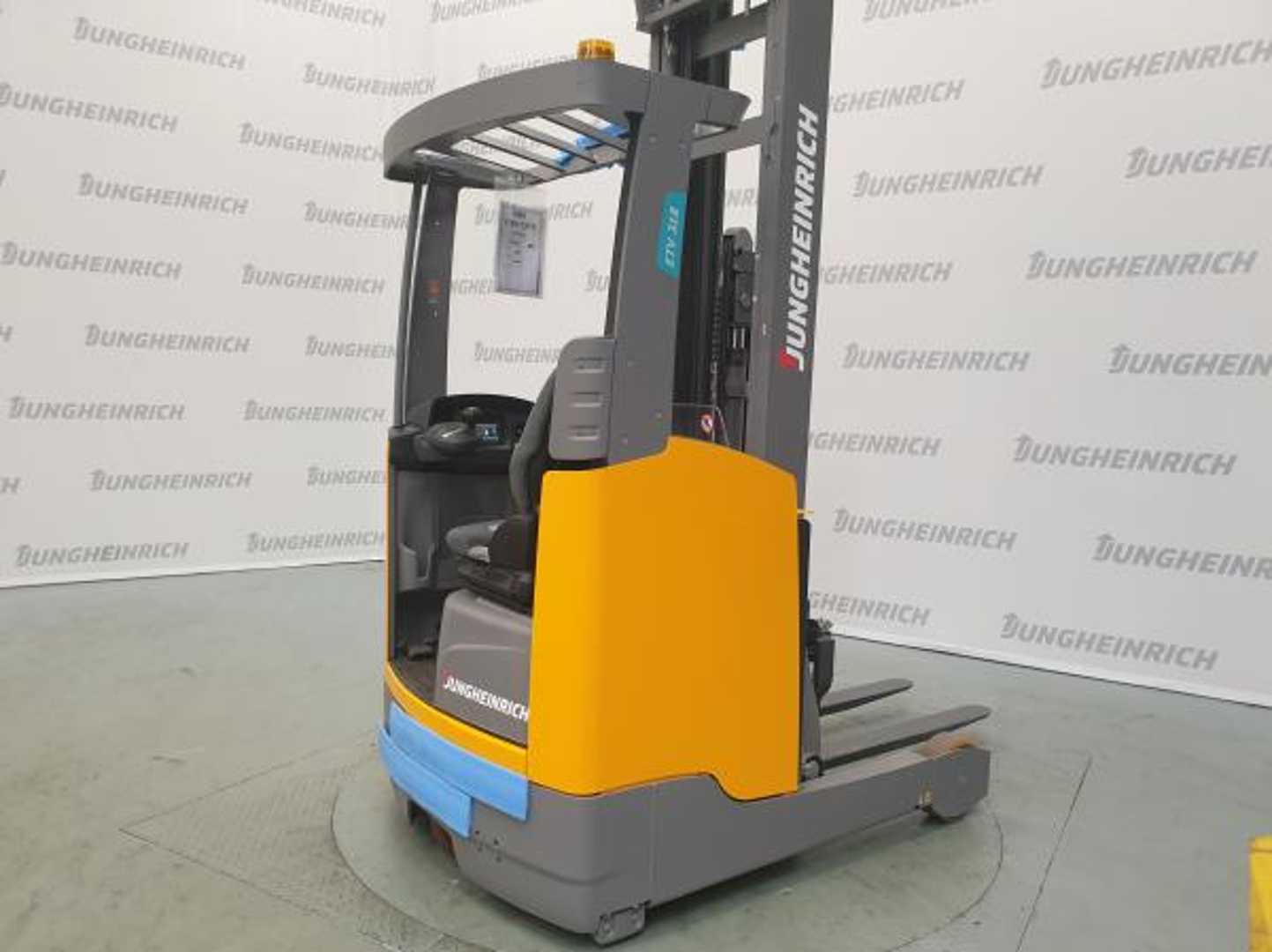 Gabelstapler gebraucht JUNGHEINRICH ETV 318 SP GE 115-740 DZ ELEKTRO SCHUBMASTSTAPLER (13050093)