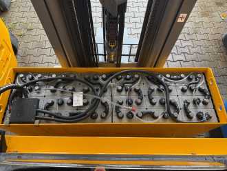 Gabelstapler gebraucht JUNGHEINRICH ETV C 16 Baujahr 2017 /Stunden 919 / HH 5,72M/ TOP CONDITION ELEKTRO SCHUBMASTSTAPLER (13071047)