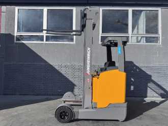 Gabelstapler gebraucht JUNGHEINRICH ETV C 20 Baujahr 2022 /Kamera/ HH 7,4M/ TOP CONDITION ELEKTRO SCHUBMASTSTAPLER (13068329)