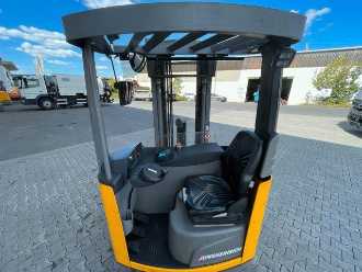 Gabelstapler gebraucht JUNGHEINRICH ETV C16 / Triplex 5.72m / SS / nur 3.022h / 2016 DIESEL SCHUBMASTSTAPLER (13061452)