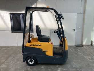 Gabelstapler gebraucht JUNGHEINRICH EZS 570 / 6092 Std. ELEKTRO SCHLEPPER (12903006)