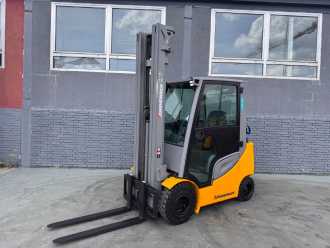 Gabelstapler gebraucht JUNGHEINRICH TFG 320s Baujahr 2016 / Stunden 5356/ HH 6,5M TOP ZUSTAND GAS VIERRADFRONTSTAPLER (13056705) backdrop