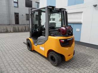 Gabelstapler gebraucht JUNGHEINRICH TFG 430s - Freihub - wenig Stunden GAS VIERRADFRONTSTAPLER (13056868)