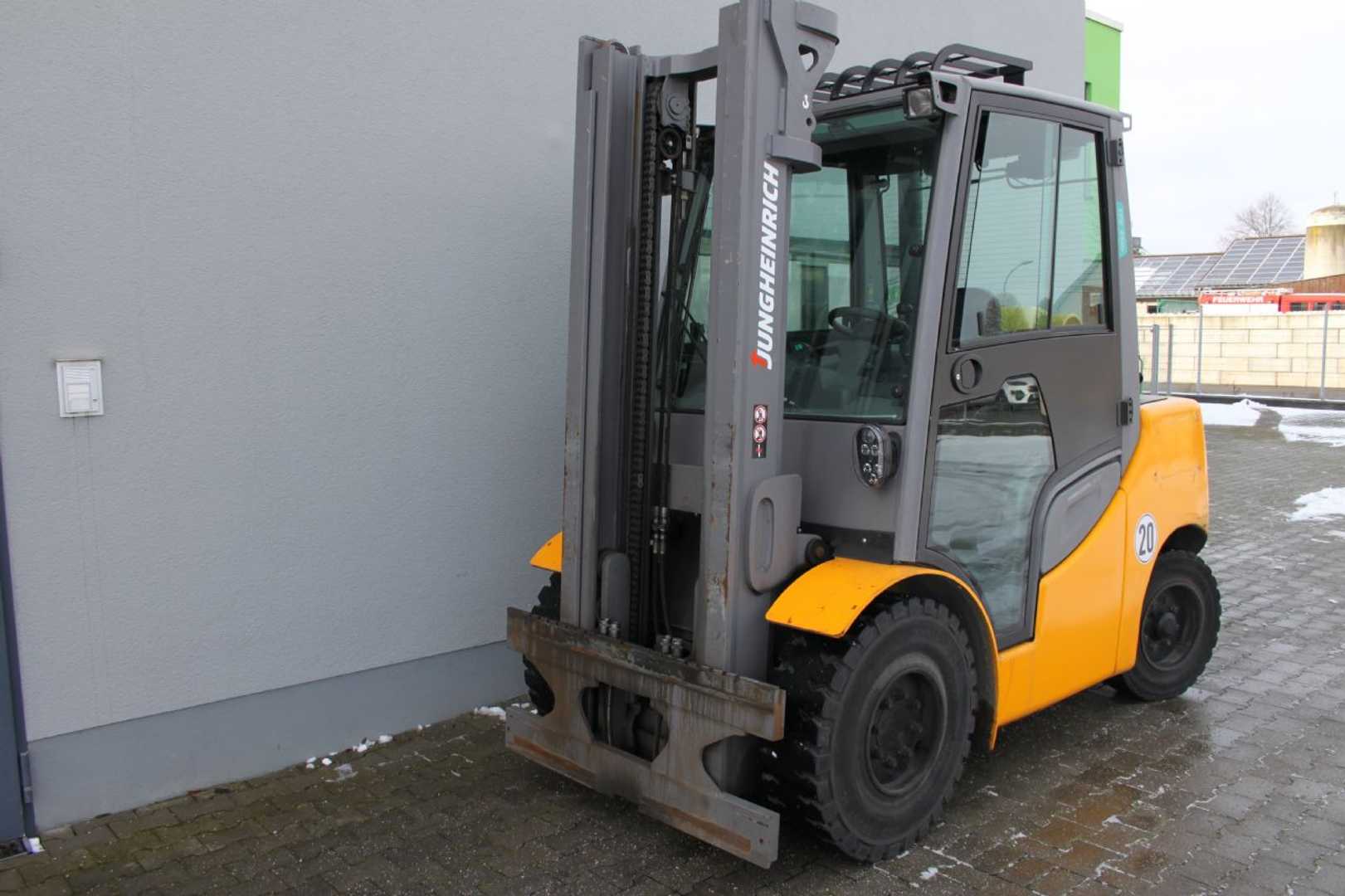 Gabelstapler gebraucht JUNGHEINRICH TFG 550s G180-350ZT GAS VIERRADFRONTSTAPLER (12998935)