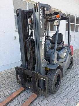 Gabelstapler gebraucht KOMATSU FD30T 16R DIESEL VIERRADFRONTSTAPLER (13048153)