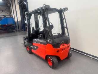 Gabelstapler gebraucht LINDE 387 E 25 L-01. Inclusief nieuwe accu ELEKTRO VIERRADFRONTSTAPLER (13025460)