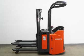 Gabelstapler gebraucht LINDE D 12 SP 133 ELEKTRO HOCHHUBWAGENFAHRERSTAND (13019565)